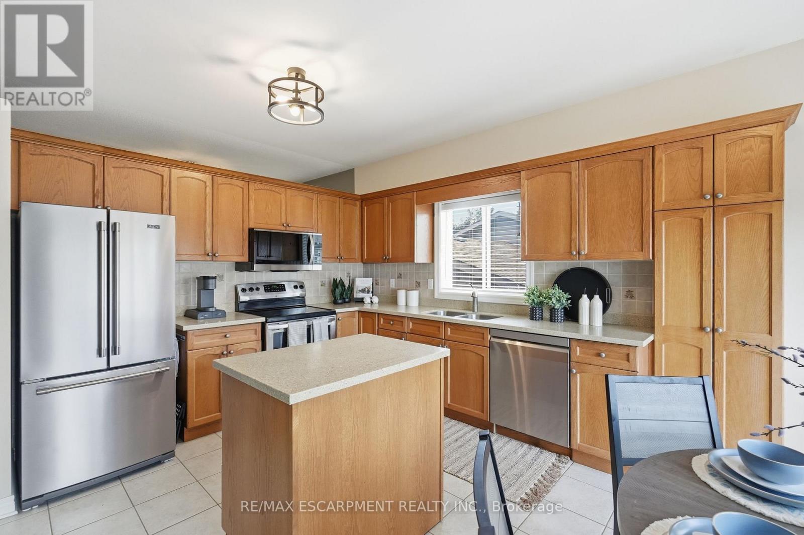 4869 Cherrywood Drive, Lincoln, Ontario  L3J 0G3 - Photo 9 - X13418882