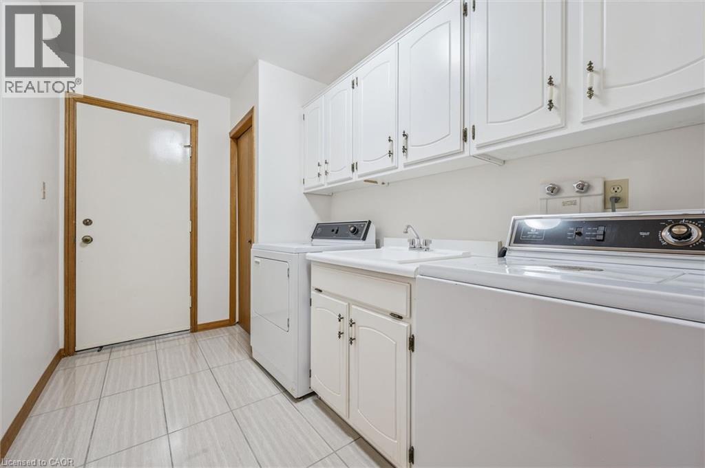 23 Darlington Place, Kitchener, Ontario  N2A 3M3 - Photo 24 - 40837613