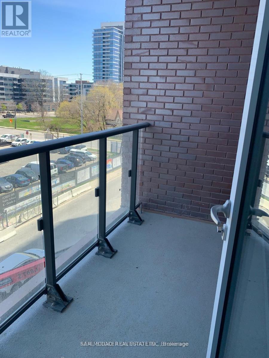 301 - 28 Ann Street E, Mississauga, Ontario  L5G 0E1 - Photo 14 - W12972552