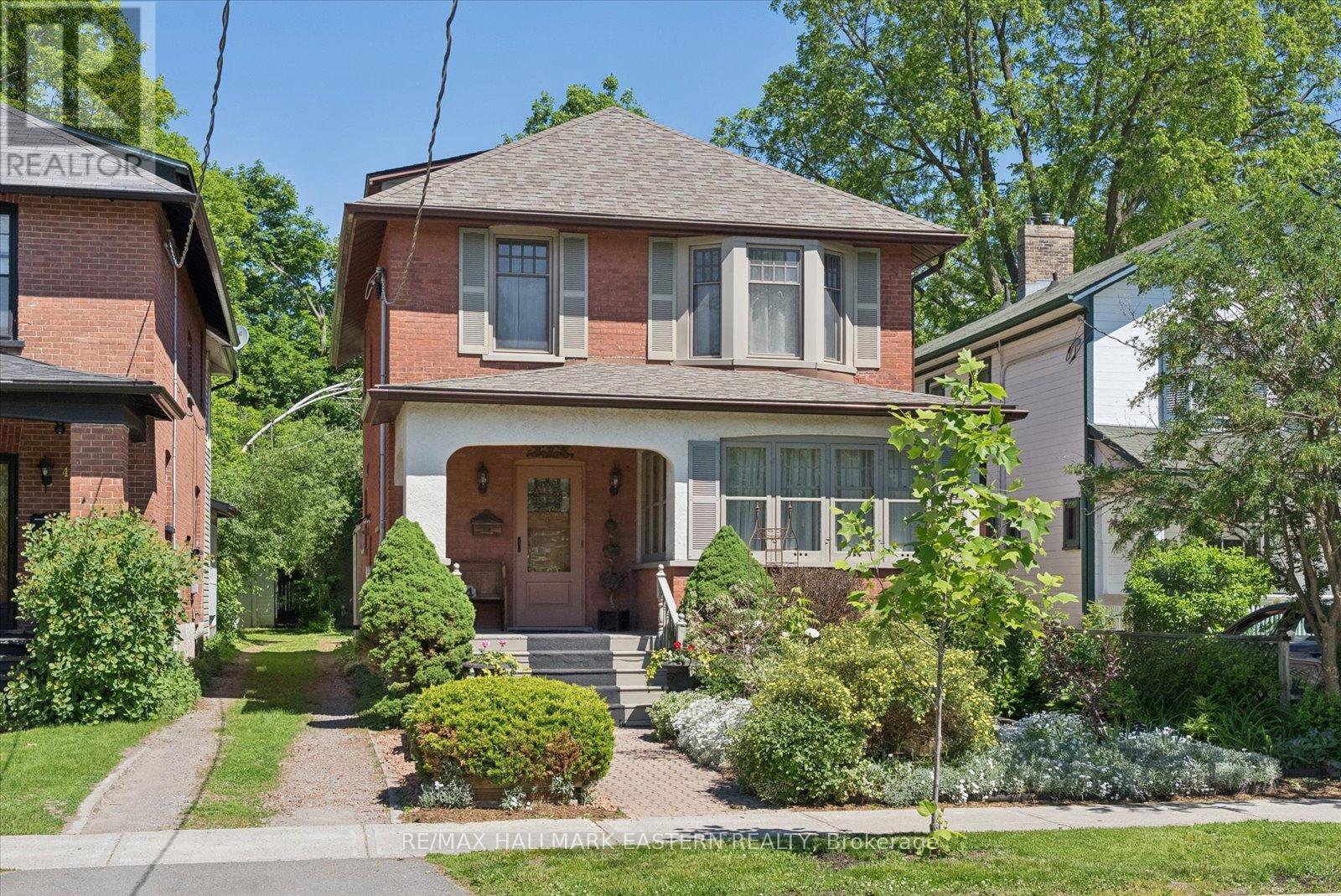 474 Gilmour Street, Peterborough, Ontario  K9H 2J9 - Photo 2 - X13419280