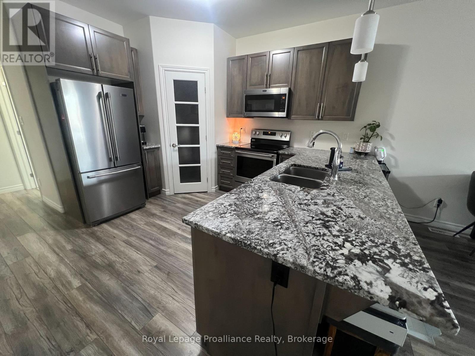 96 Covington Crescent, Belleville, Ontario  K8N 0L1 - Photo 3 - X13419304