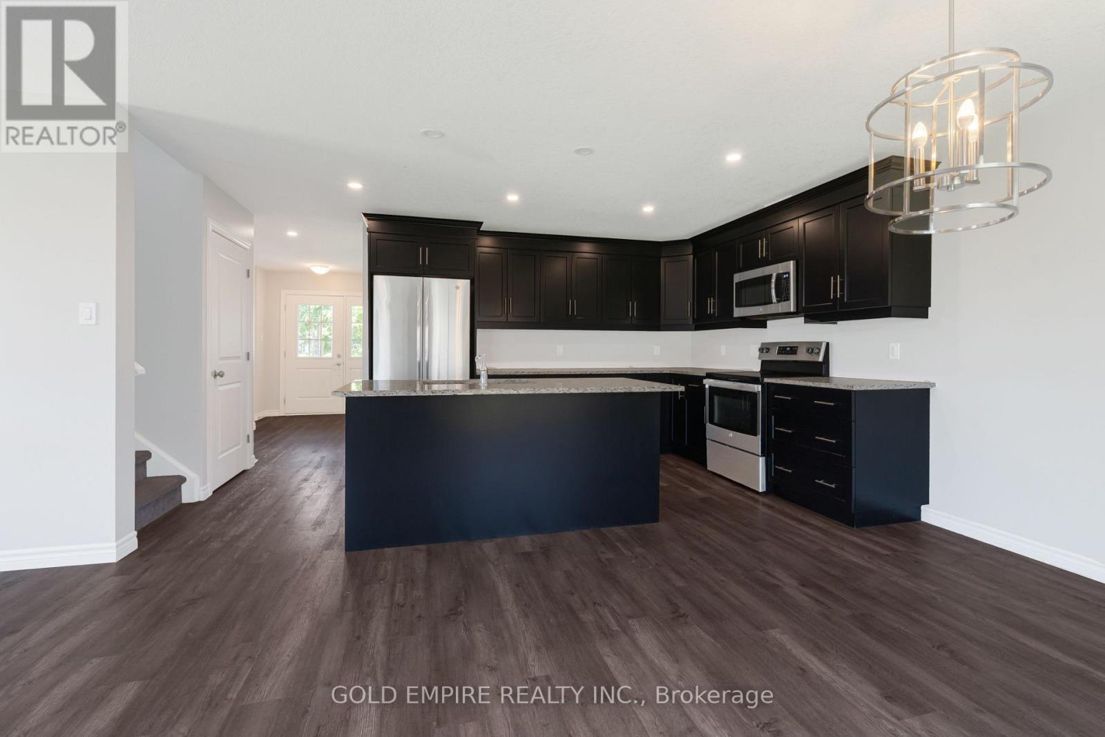 1 - 28 Minler Street, Ingersoll, Ontario N5C 0C9 - Photo 11 - X13418970