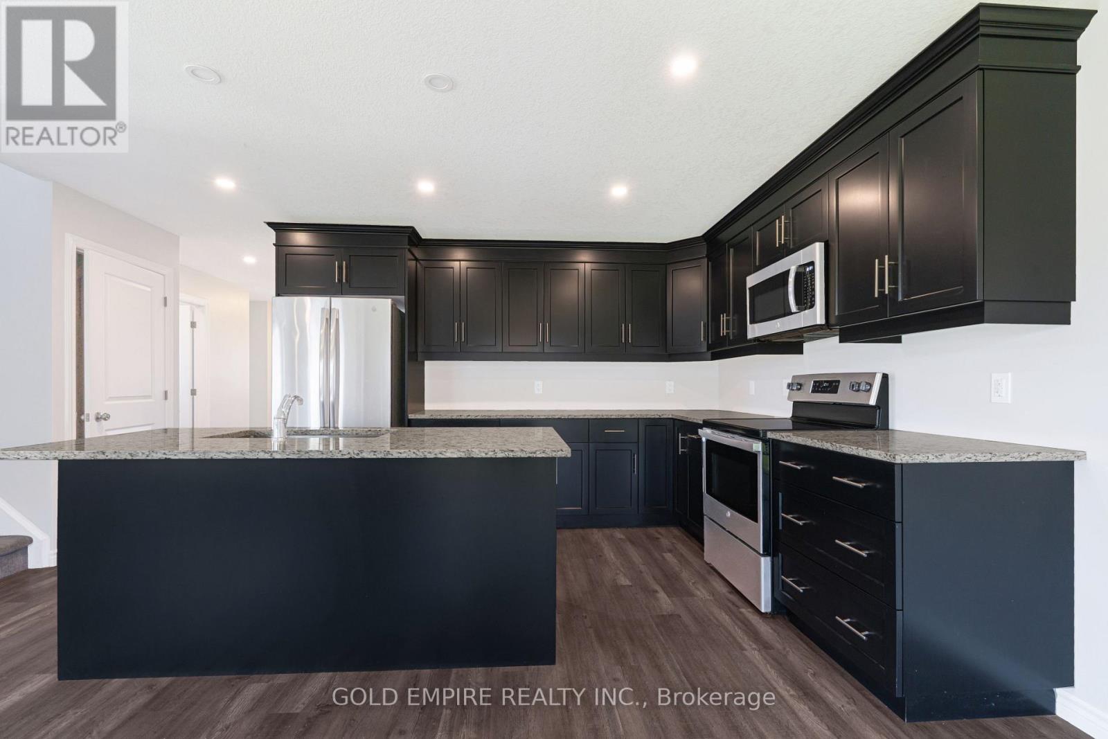 1 - 28 Minler Street, Ingersoll, Ontario N5C 0C9 - Photo 16 - X13418970