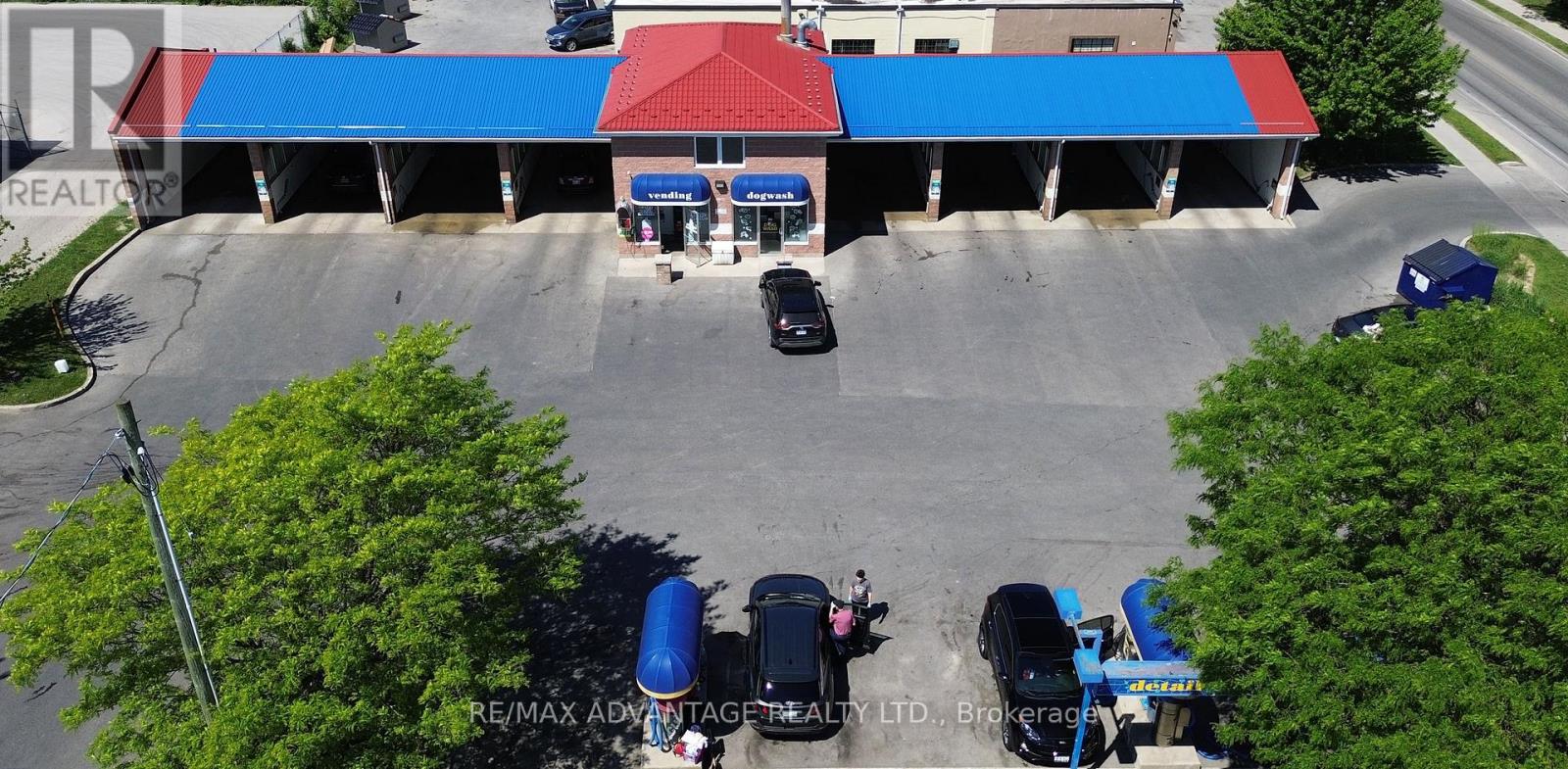 39 Base Line Road W, London South, Ontario  N6J 1V5 - Photo 1 - X13419008
