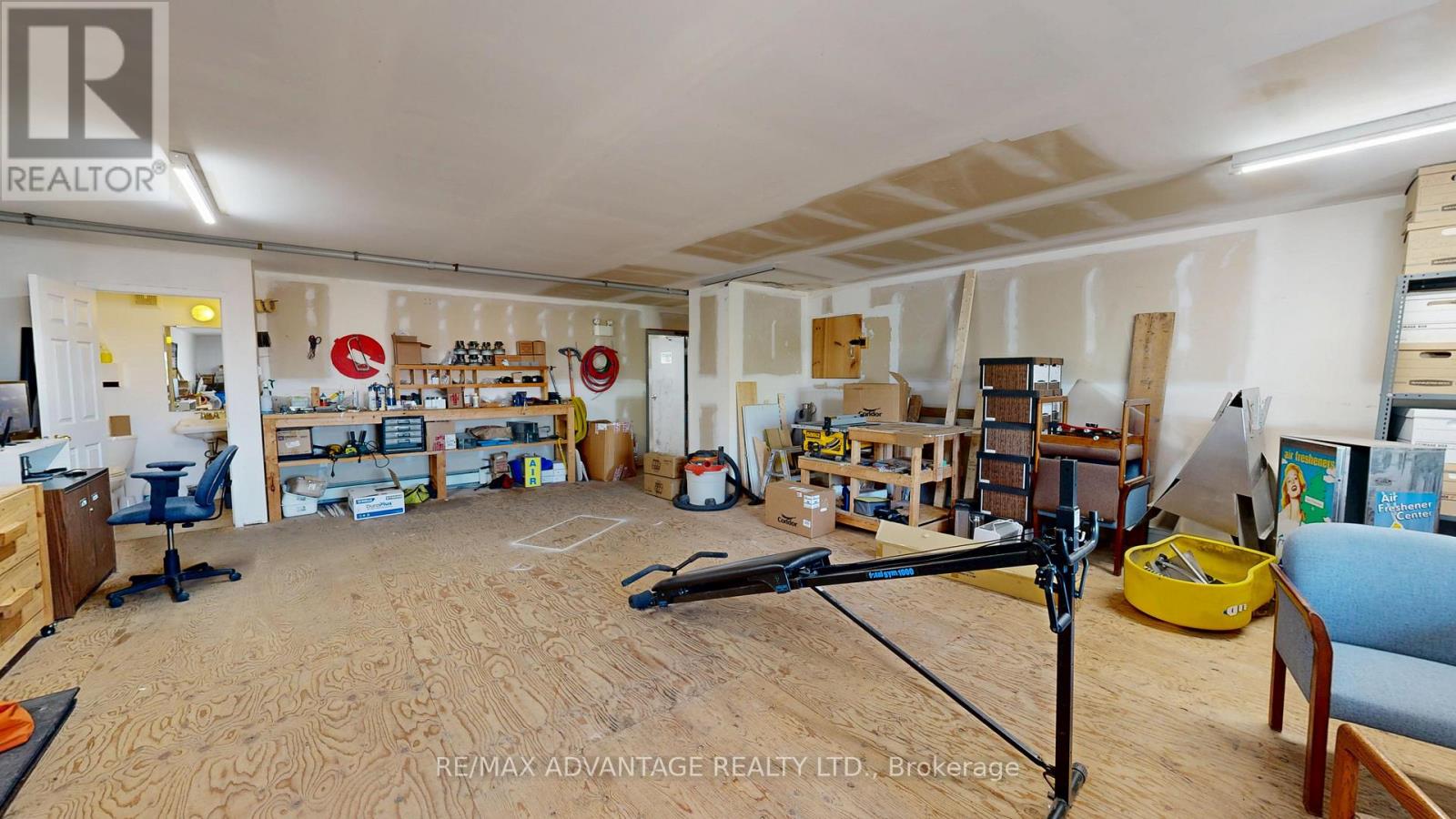 39 Base Line Road W, London South, Ontario  N6J 1V5 - Photo 10 - X13419008