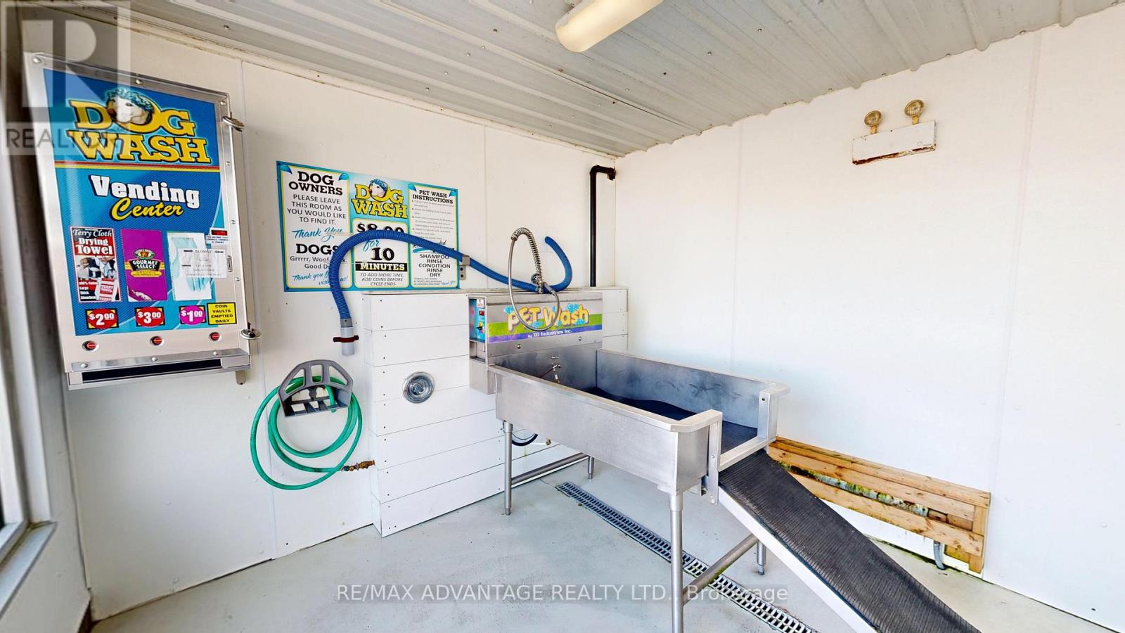 39 Base Line Road W, London South, Ontario  N6J 1V5 - Photo 6 - X13419010