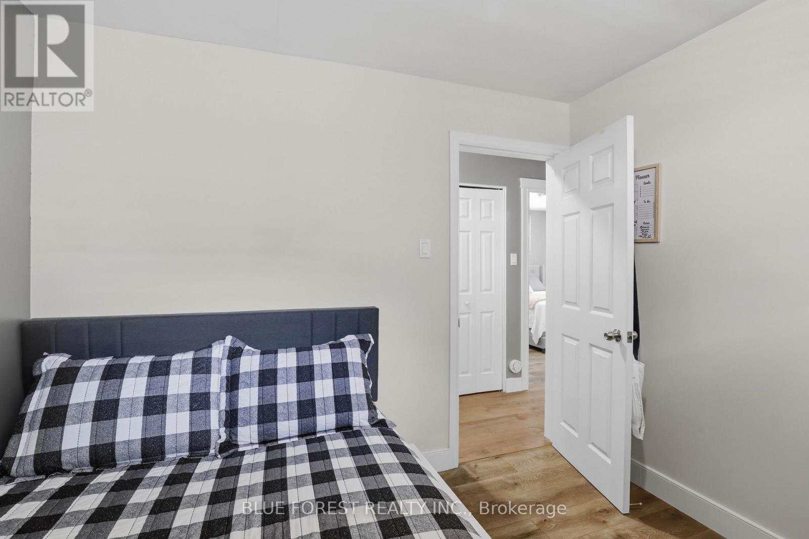 11 Hillsborough Road, London South, Ontario  N6J 2E7 - Photo 20 - X13419044
