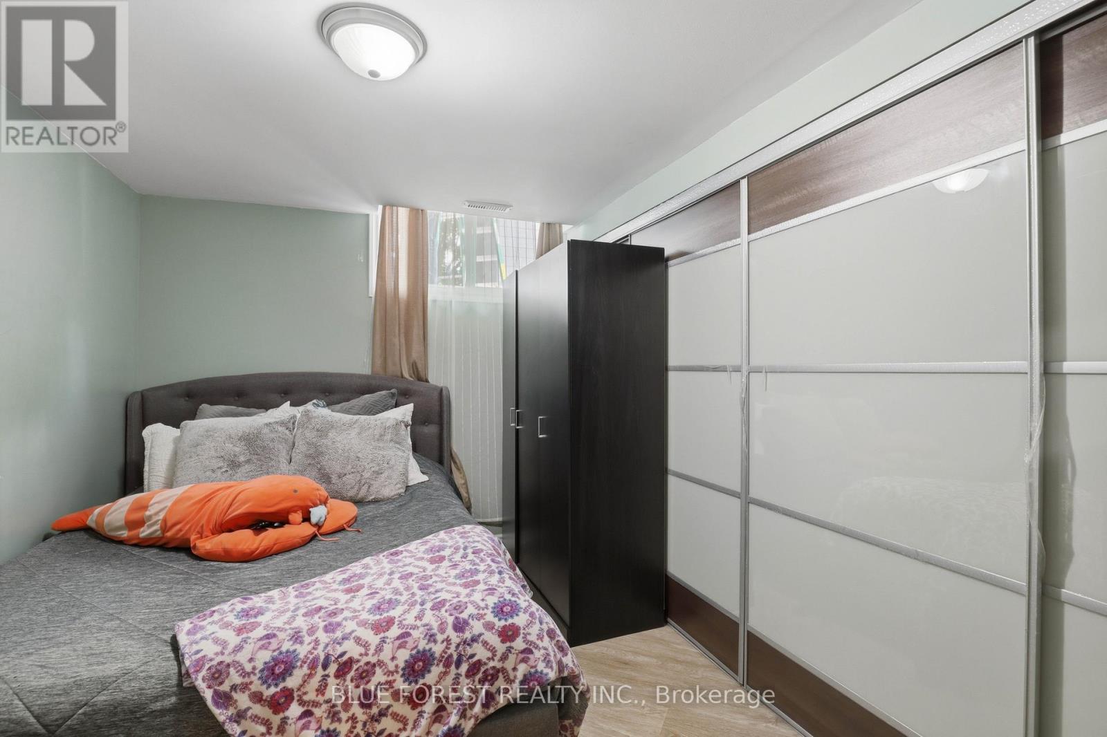 11 Hillsborough Road, London South, Ontario  N6J 2E7 - Photo 22 - X13419044