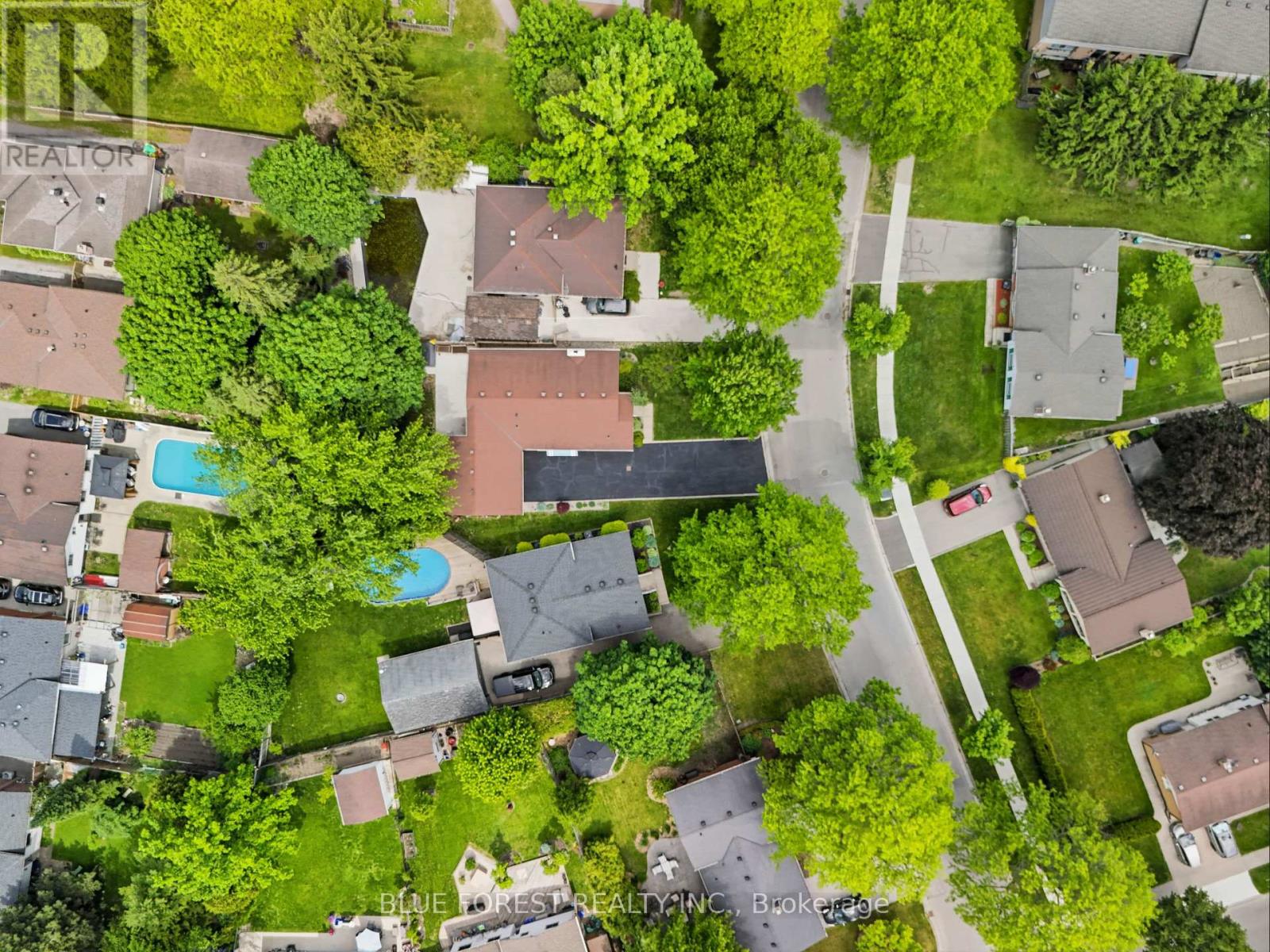 11 Hillsborough Road, London South, Ontario  N6J 2E7 - Photo 3 - X13419044