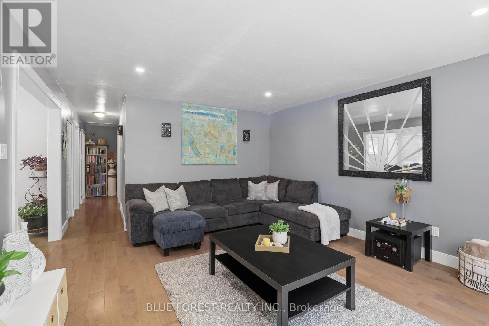 11 Hillsborough Road, London South, Ontario  N6J 2E7 - Photo 4 - X13419044