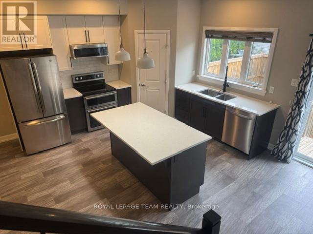 58 Vimy Ridge Crescent, Arnprior, Ontario  K7S 0H7 - Photo 6 - X13419026