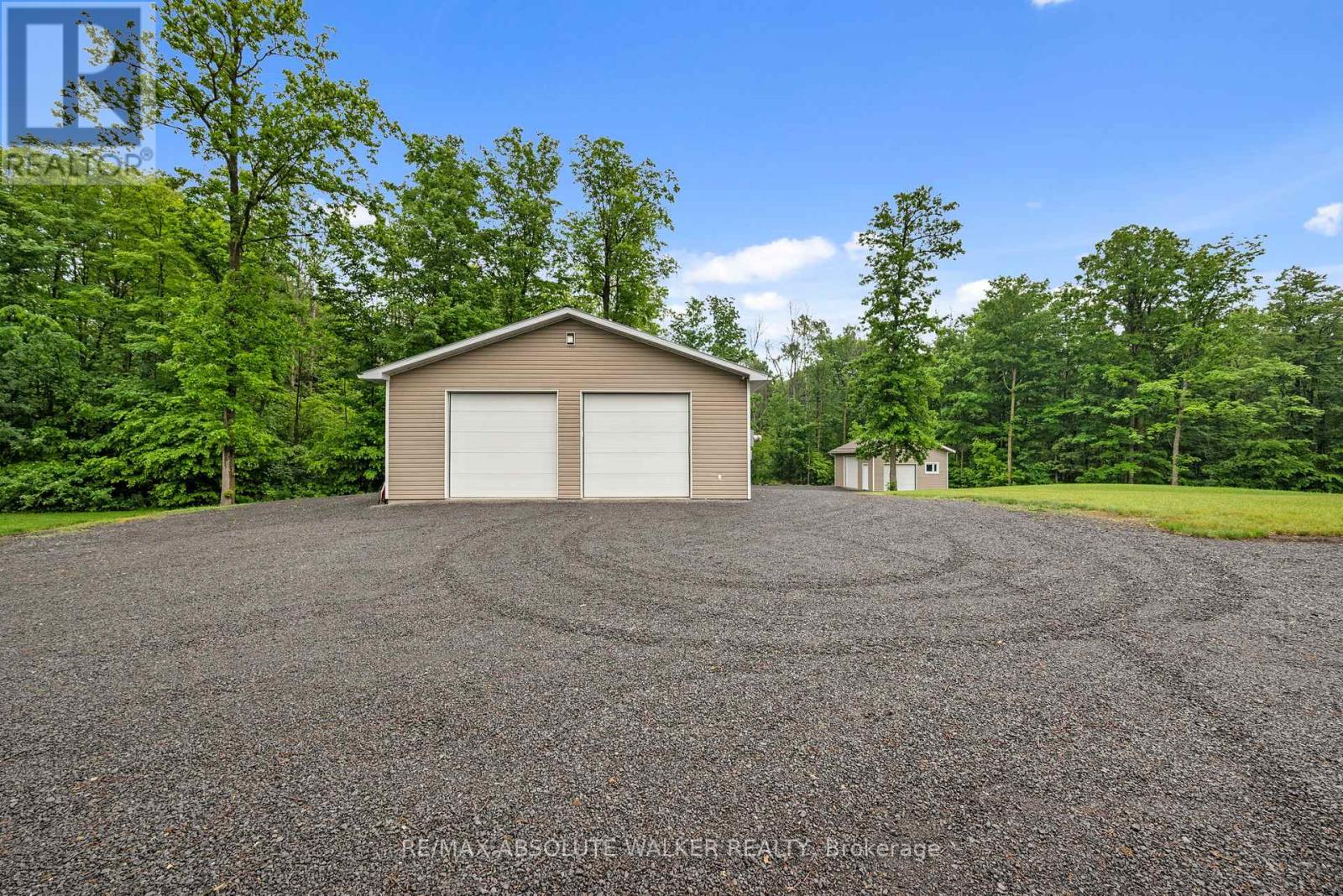 18668 Kenyon Concession 2 Road, North Glengarry, Ontario  K0C 1B0 - Photo 45 - X13419188