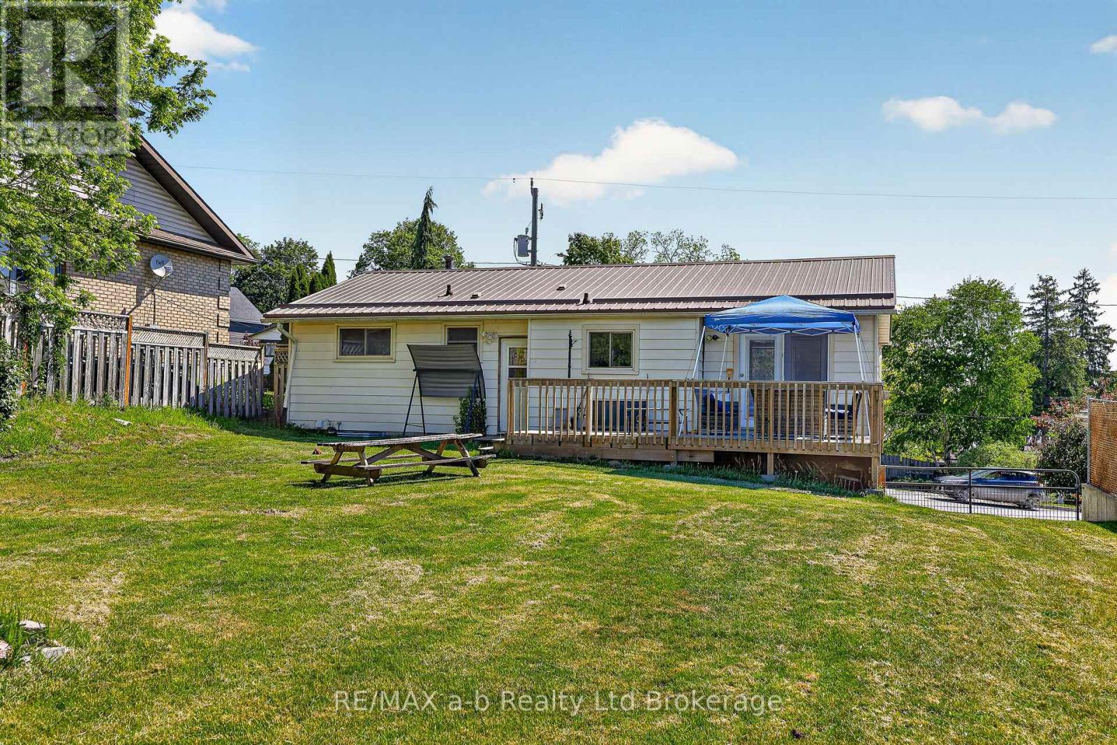 151 Mckeand Street, Ingersoll, Ontario N5C 3J1 - Photo 7 - X13419264