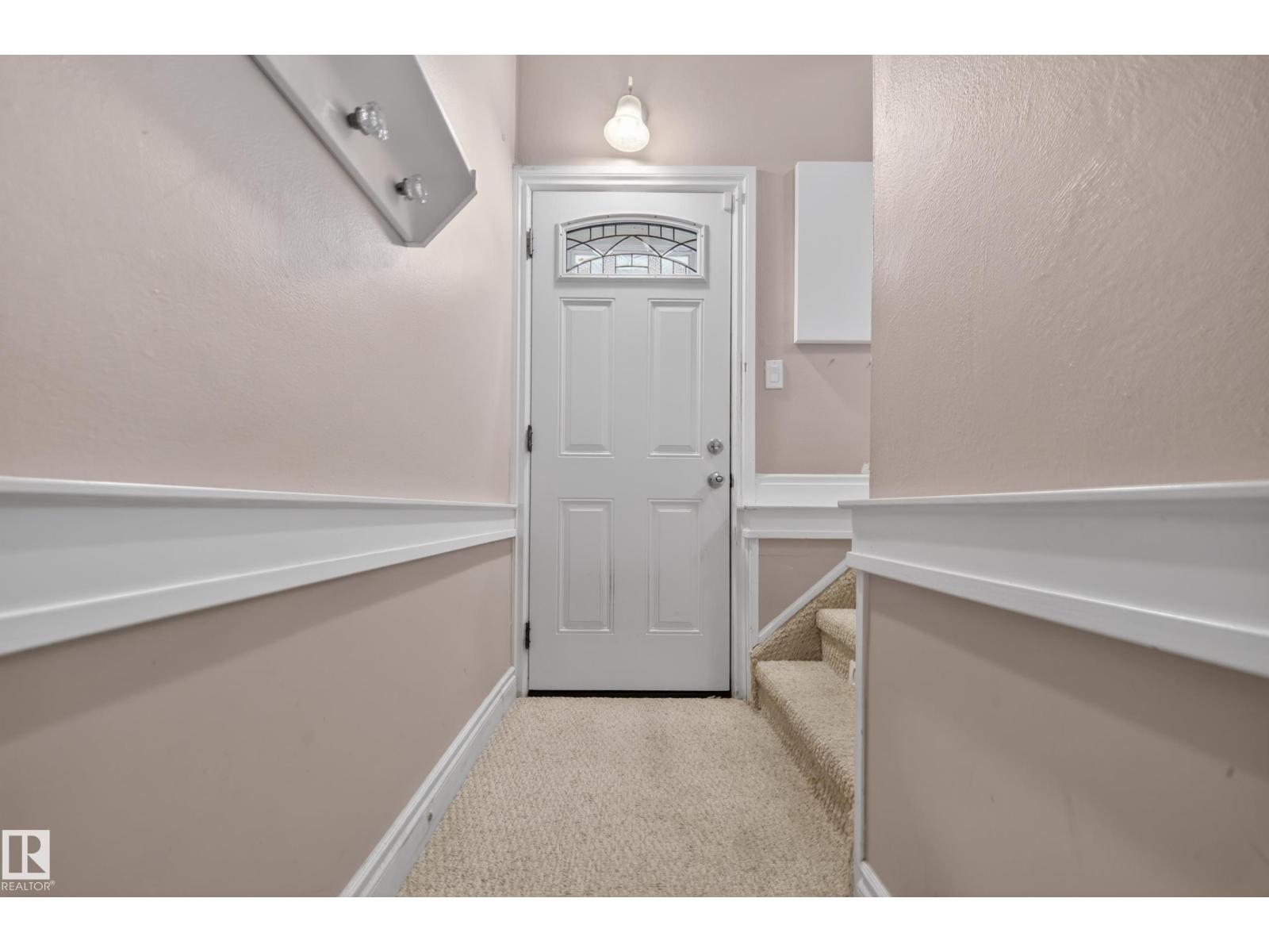 8706 83 Av NW, Edmonton, Alberta  T6C 1B3 - Photo 26 - E4492574