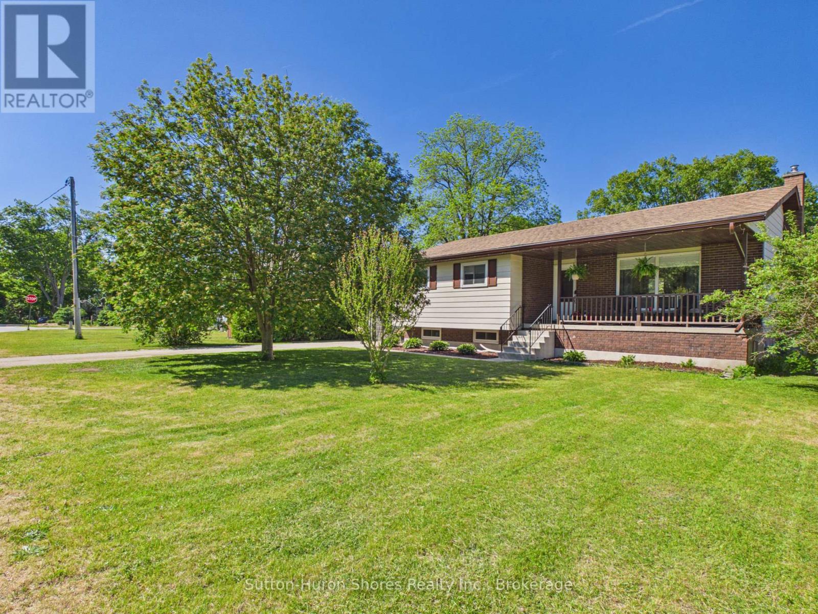 336 Lansdowne Street, Saugeen Shores, Ontario  N0H 2L0 - Photo 1 - X13418934