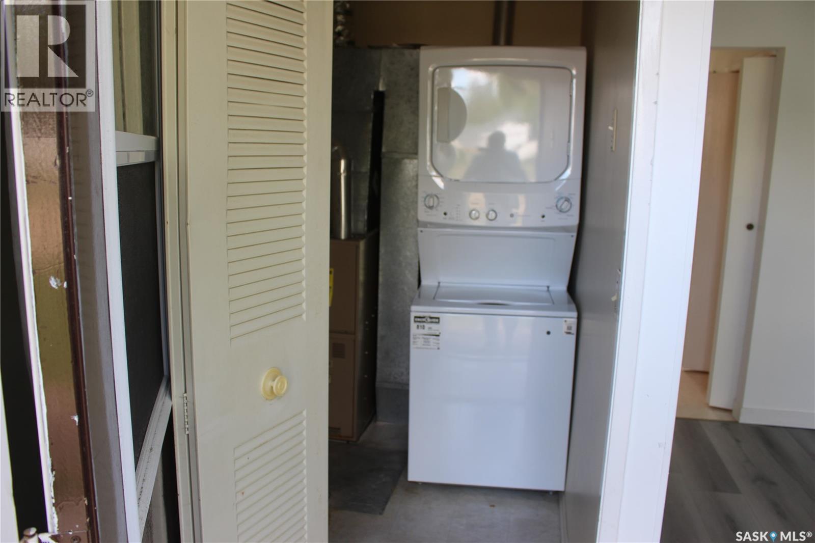 810 8th Street, Chaplin, Saskatchewan  S0H 0V0 - Photo 16 - SK038753