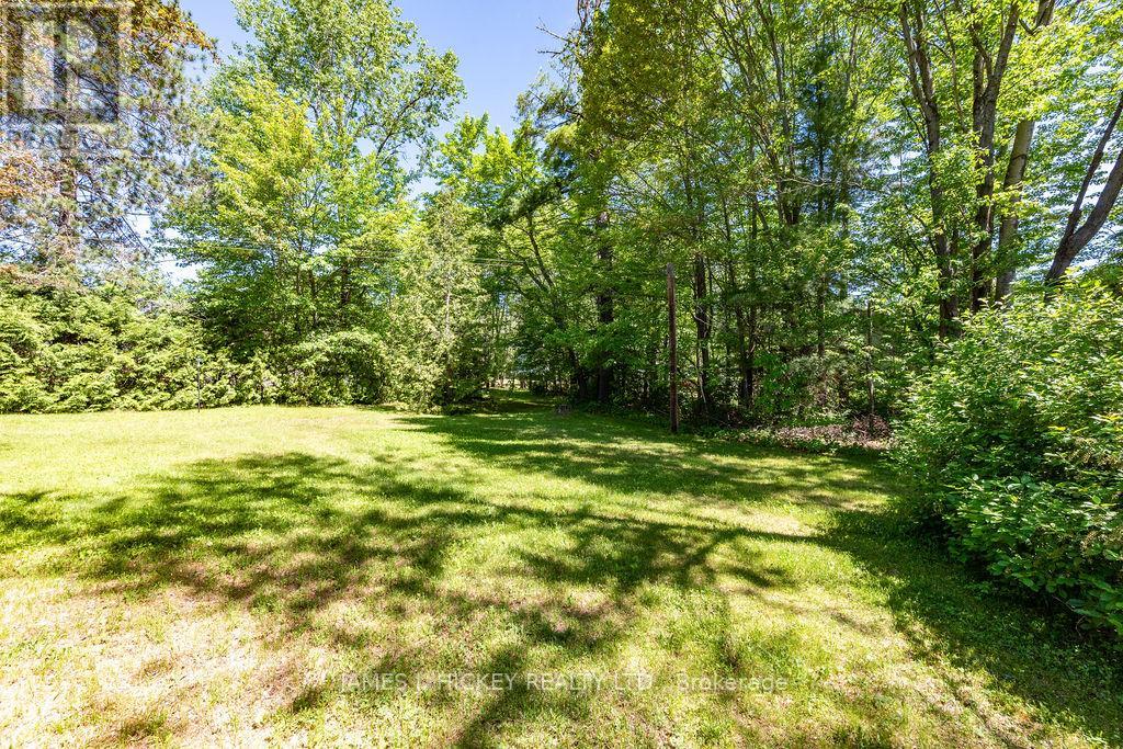 7 Martin Street, Laurentian Hills, Ontario  K0J 1J0 - Photo 40 - X12955880