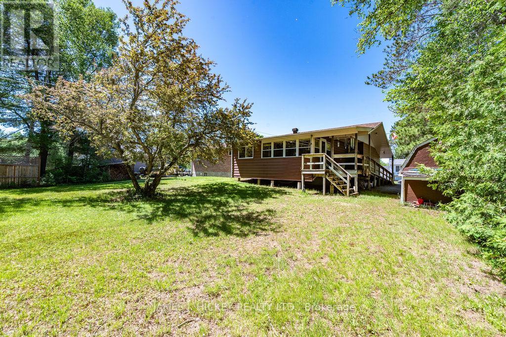 7 Martin Street, Laurentian Hills, Ontario  K0J 1J0 - Photo 41 - X12955880