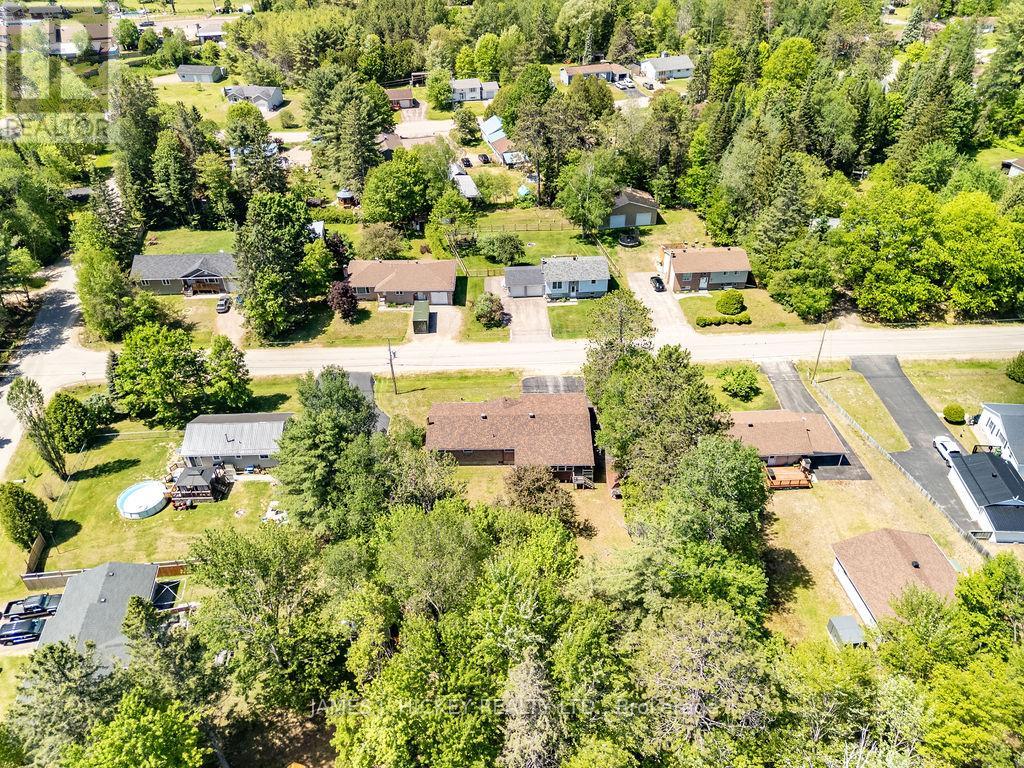 7 Martin Street, Laurentian Hills, Ontario  K0J 1J0 - Photo 49 - X12955880
