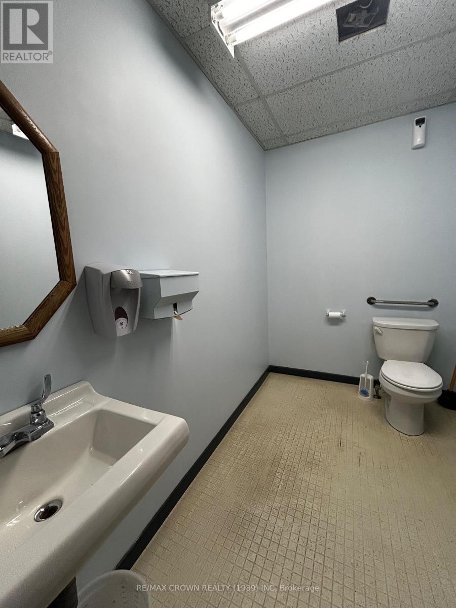 Suite 2 - 29 Byng Avenue, Kapuskasing, Ontario  P5N 1W6 - Photo 9 - T12642480
