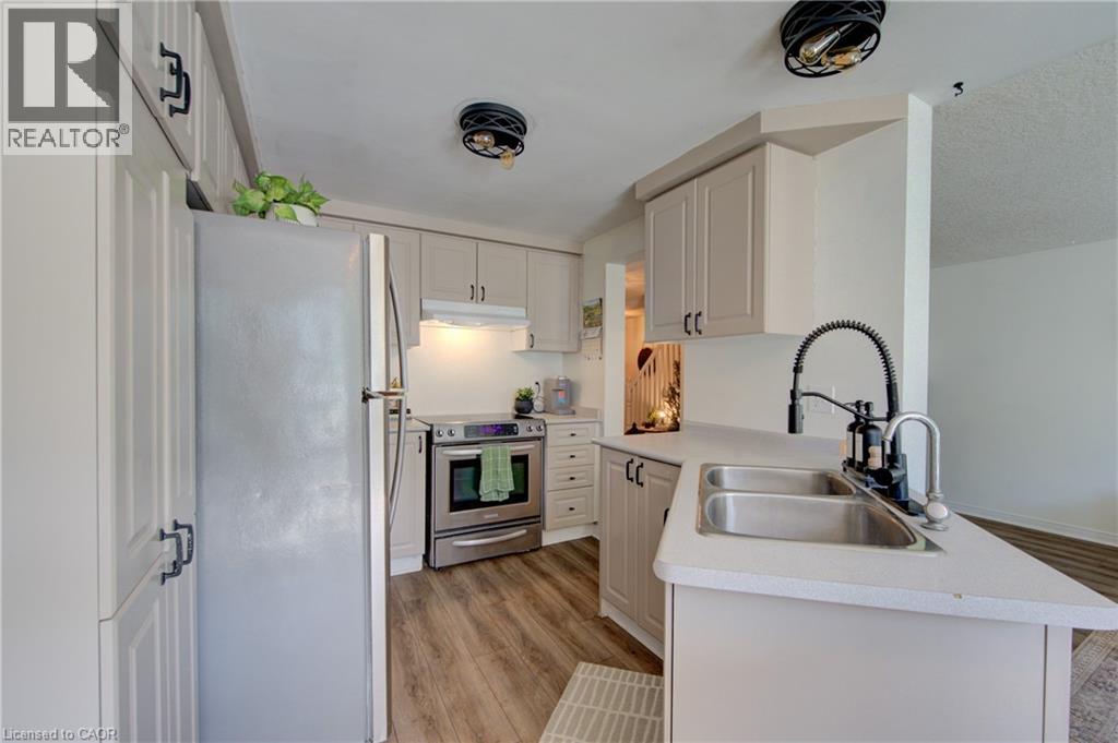243 Auburn Drive, Waterloo, Ontario  N2K 3X7 - Photo 11 - 40838072