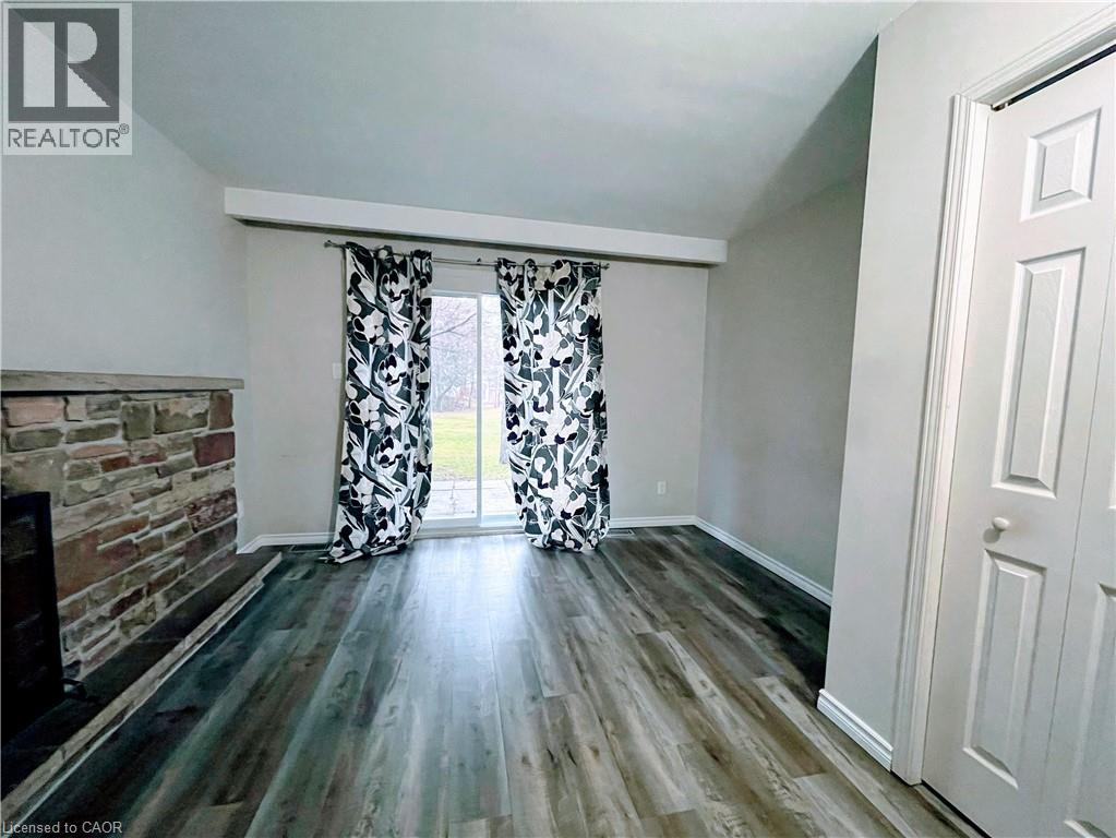 276 Westcourt Place, Waterloo, Ontario  N2L 2R7 - Photo 5 - 40837823