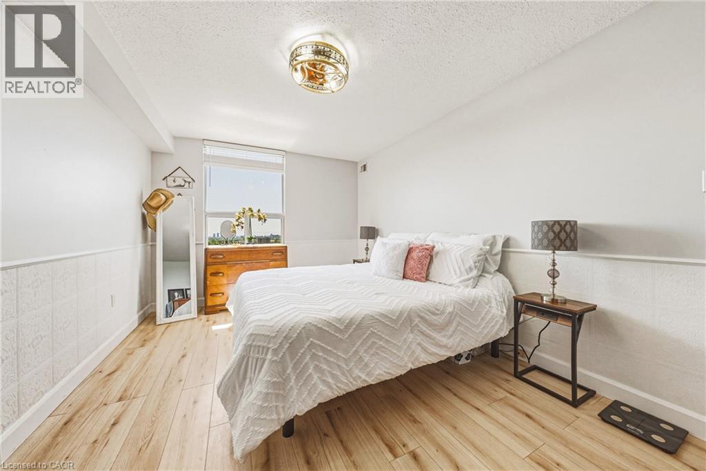 2055 Upper Middle Road Unit# 1606, Burlington, Ontario  L7P 3P4 - Photo 14 - 40837422
