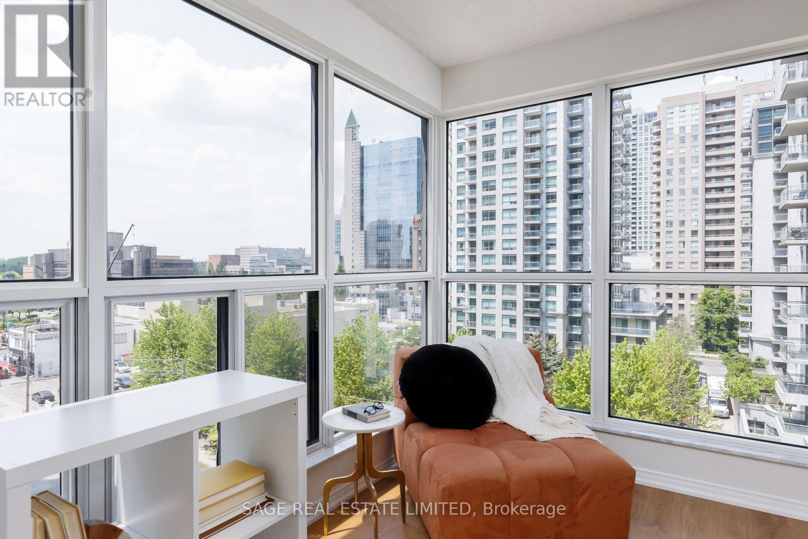 811 - 28 Hollywood Avenue, Toronto, Ontario  M2N 6S4 - Photo 12 - C13418982