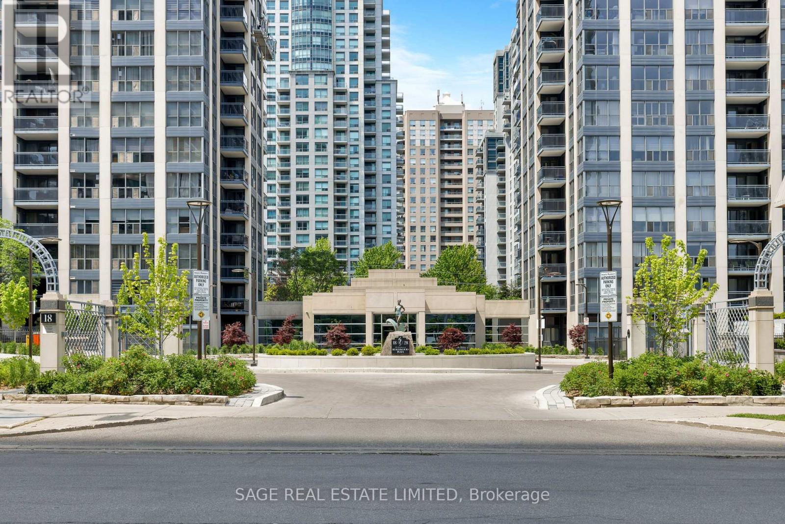 811 - 28 Hollywood Avenue, Toronto, Ontario  M2N 6S4 - Photo 2 - C13418982