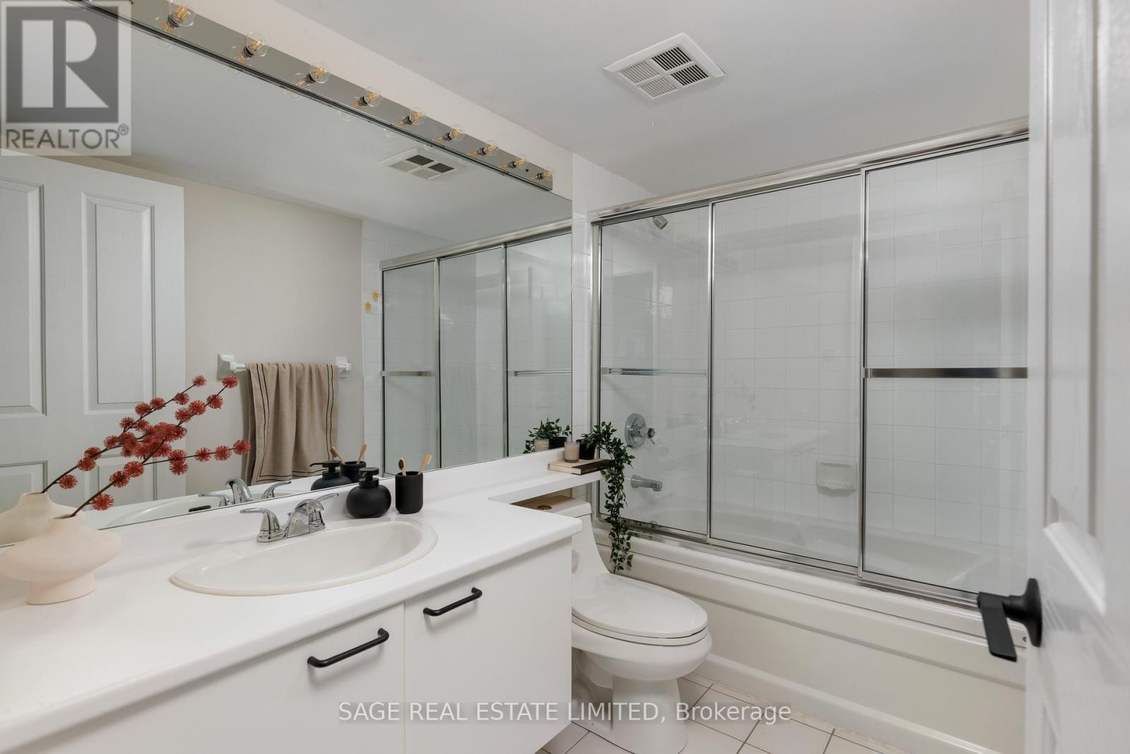 811 - 28 Hollywood Avenue, Toronto, Ontario  M2N 6S4 - Photo 43 - C13418982