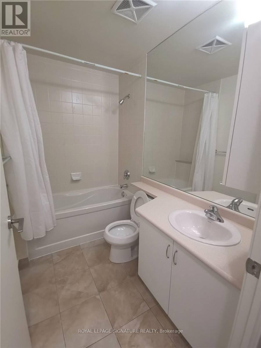 3709 - 215 Fort York Boulevard, Toronto, Ontario  M5V 4A2 - Photo 8 - C13419112