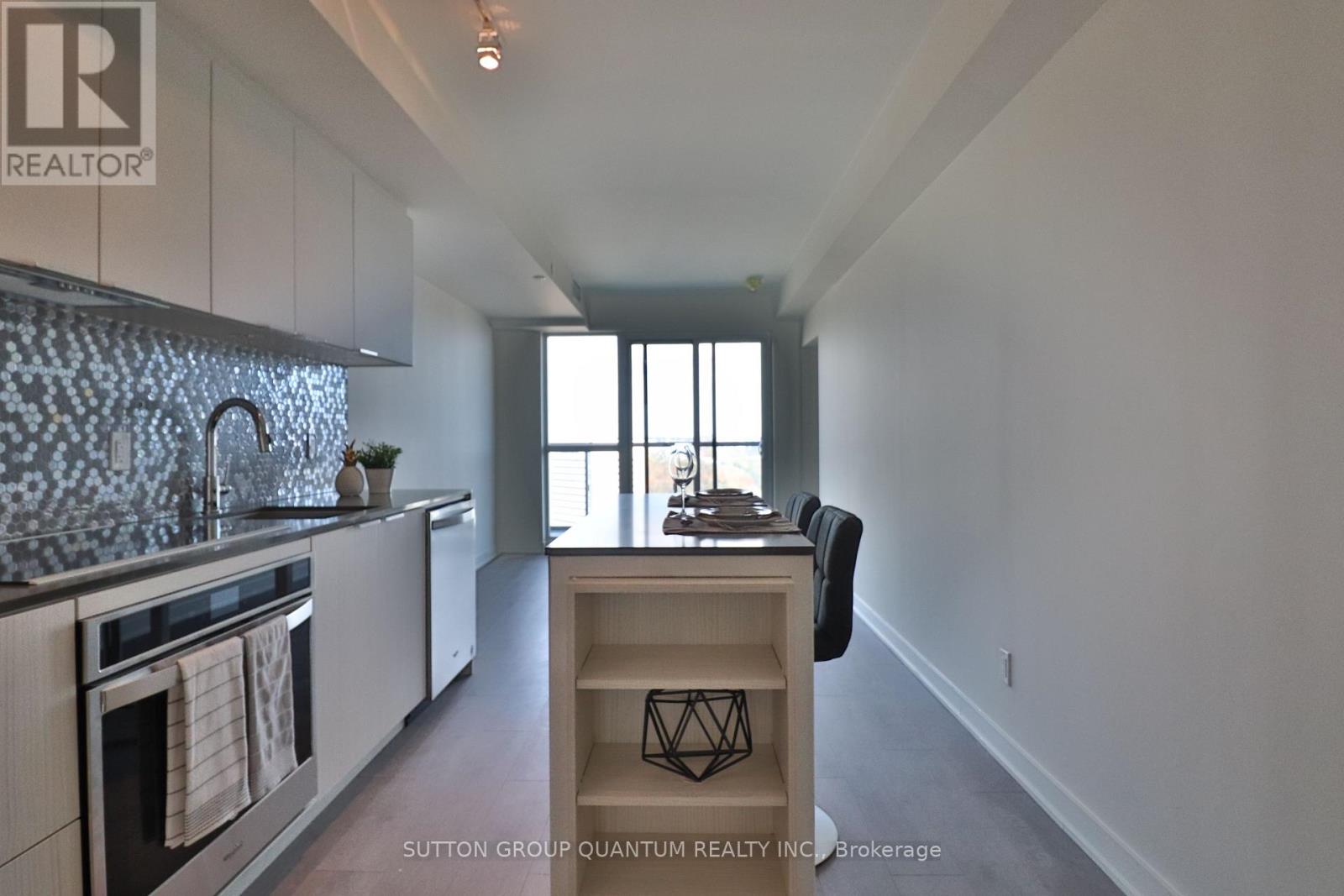 2107 - 2 Sonic Way, Toronto, Ontario  M3C 0P2 - Photo 11 - C13419170