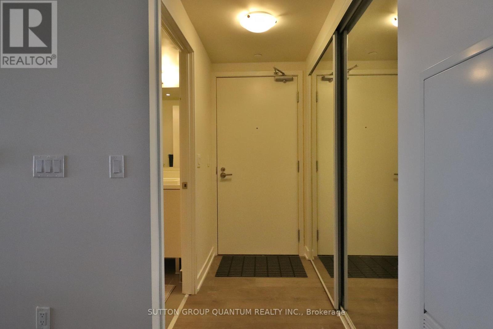 2107 - 2 Sonic Way, Toronto, Ontario  M3C 0P2 - Photo 2 - C13419170