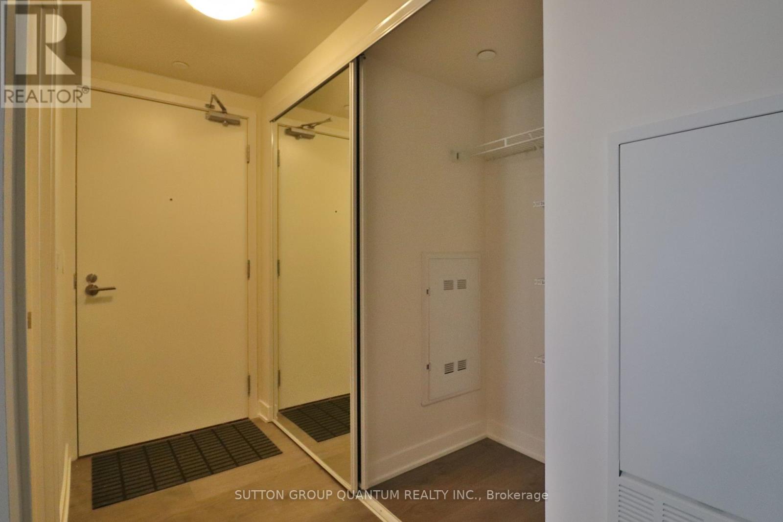 2107 - 2 Sonic Way, Toronto, Ontario  M3C 0P2 - Photo 4 - C13419170