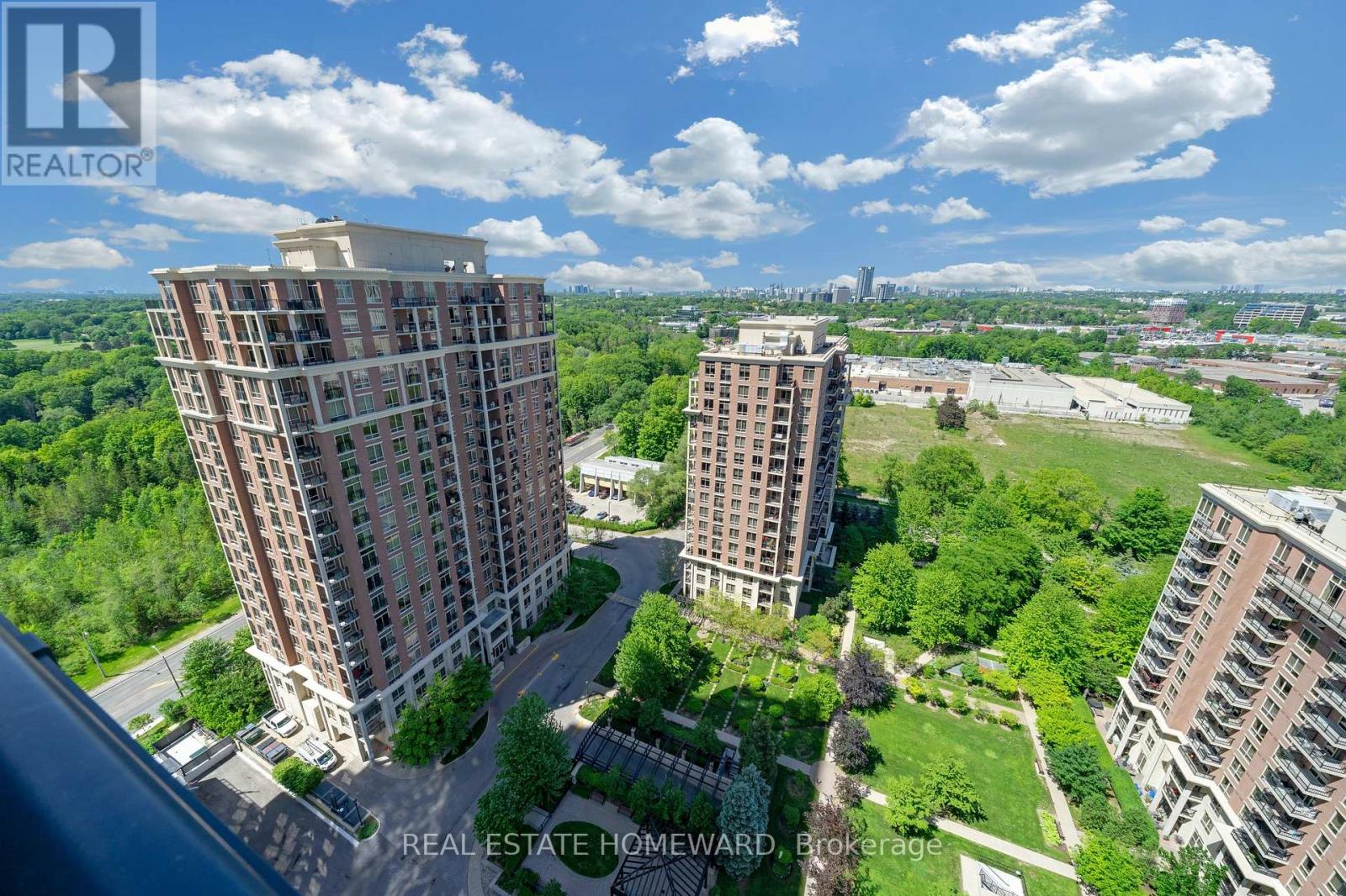 2039 - 20 Inn On The Park Drive, Toronto, Ontario  M3C 0P8 - Photo 25 - C13419248