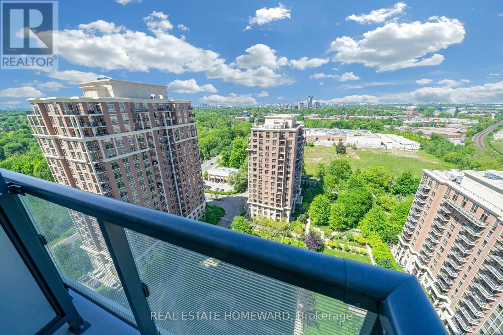 2039 - 20 Inn On The Park Drive, Toronto, Ontario  M3C 0P8 - Photo 27 - C13419248