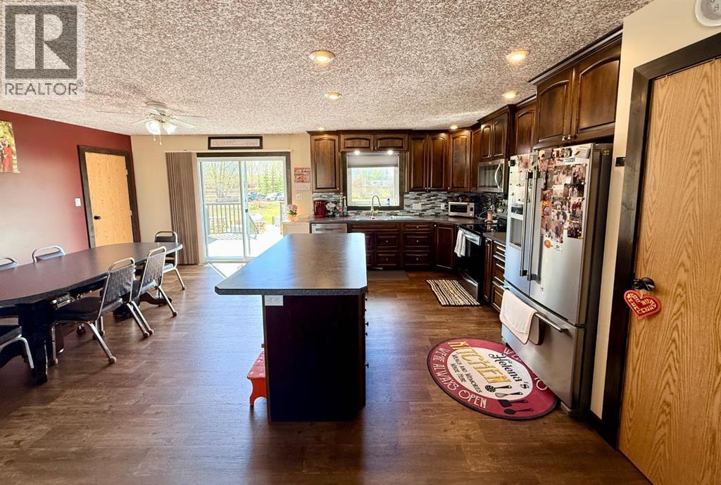 9206 94 Street, La Crete, Alberta  T0H 2H0 - Photo 12 - A2312228