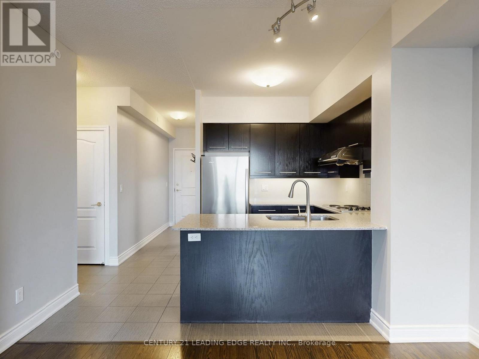 1020 - 11211 Yonge Street, Richmond Hill (Devonsleigh), Ontario  L4S 0E9 - Photo 10 - N13419090