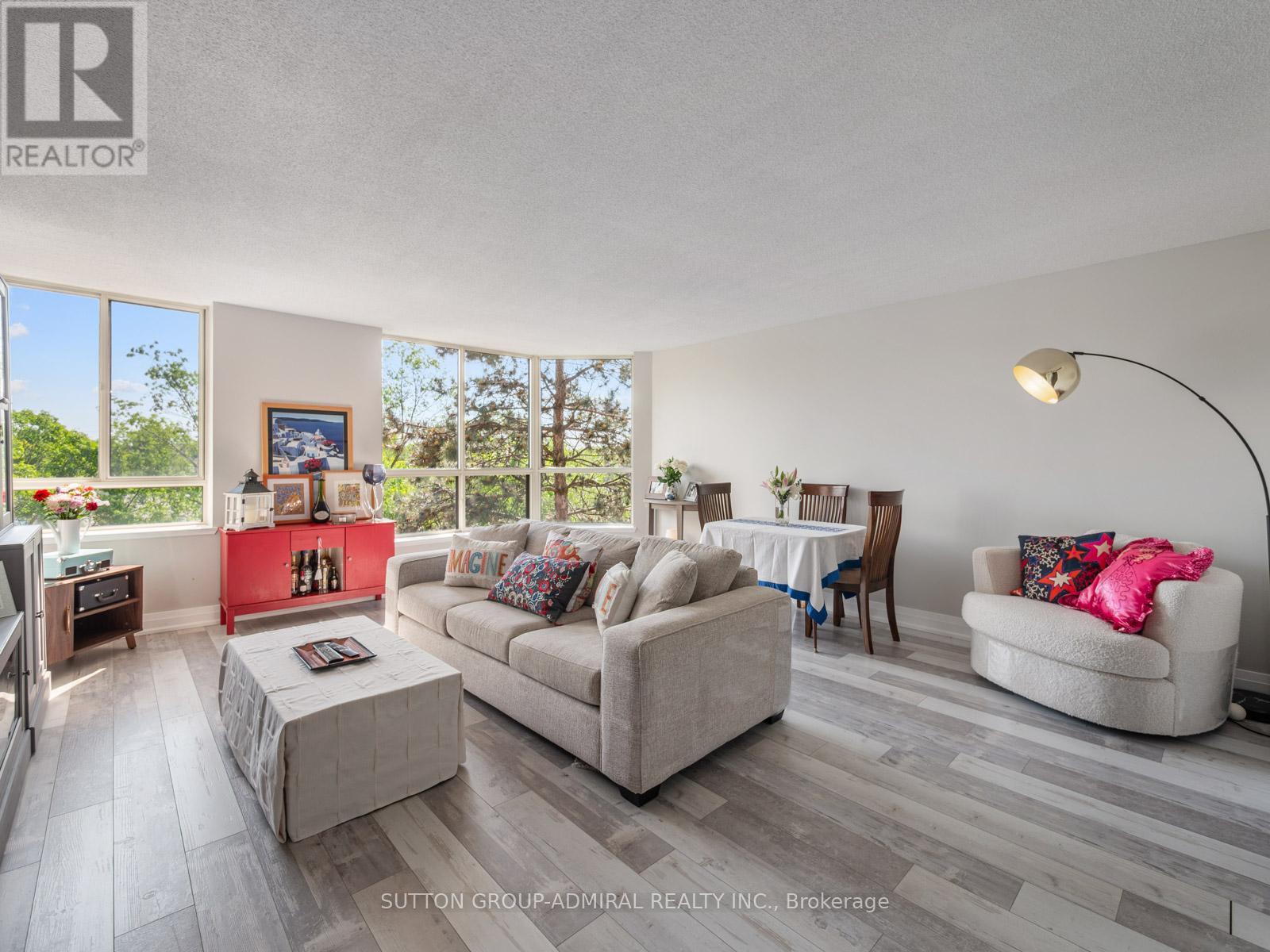 401 - 14924 Yonge Street, Aurora, Ontario  L4G 6H7 - Photo 7 - N13419110