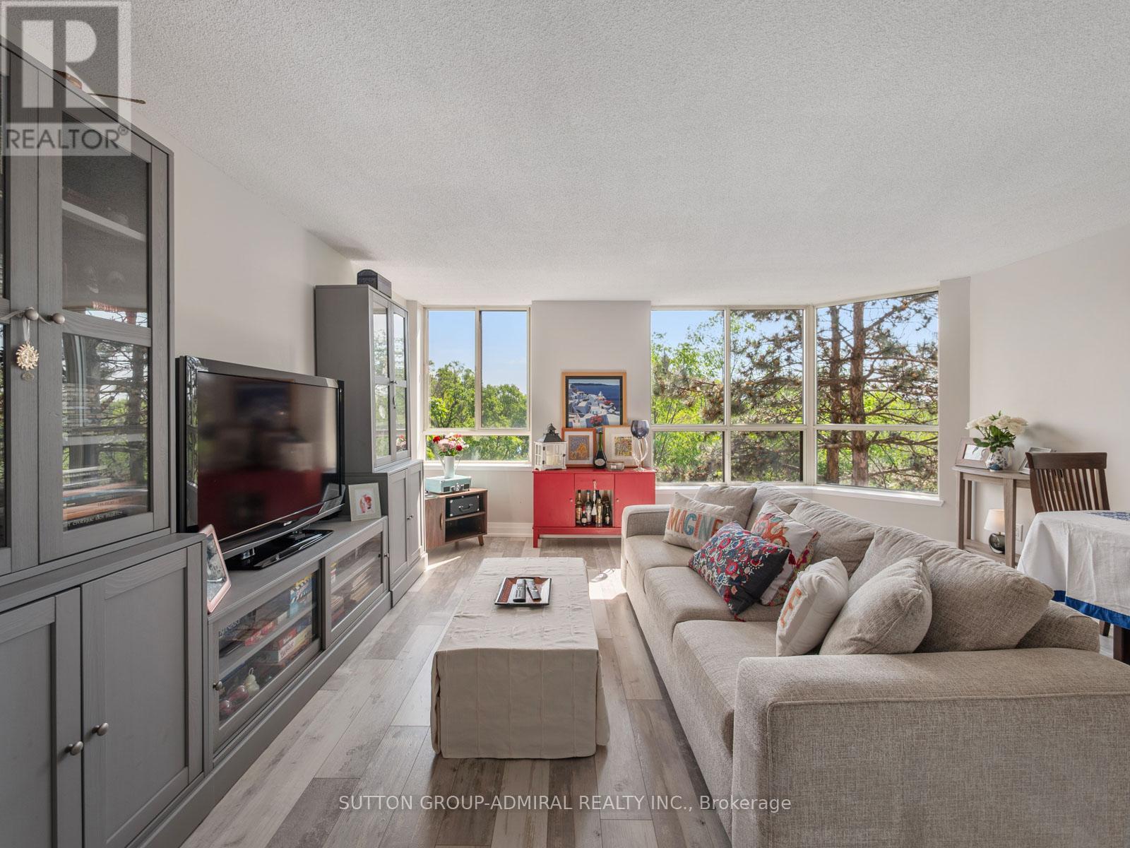 401 - 14924 Yonge Street, Aurora, Ontario  L4G 6H7 - Photo 8 - N13419110