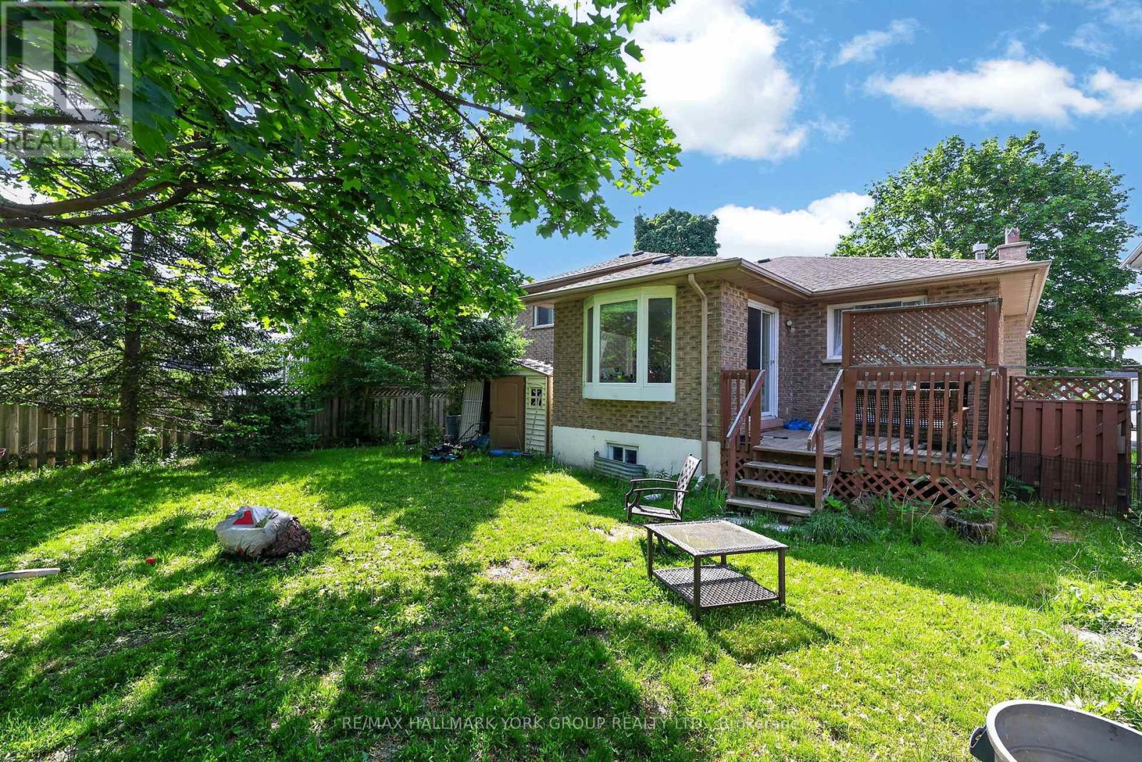 134 Crown Crescent, Bradford West Gwillimbury (Bradford), Ontario  L3Z 2L5 - Photo 12 - N13419278