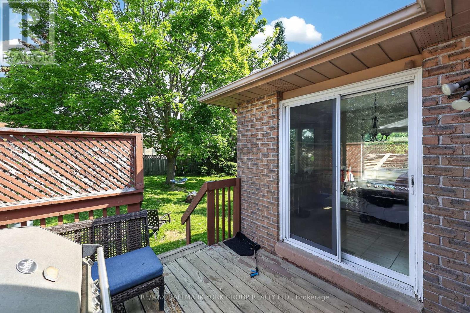 134 Crown Crescent, Bradford West Gwillimbury (Bradford), Ontario  L3Z 2L5 - Photo 8 - N13419278