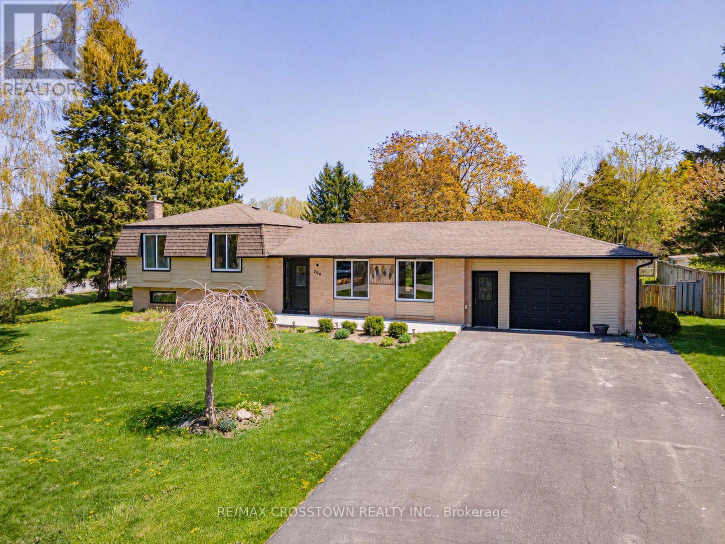 204 CAMILLA CRESCENT, Essa, Ontario