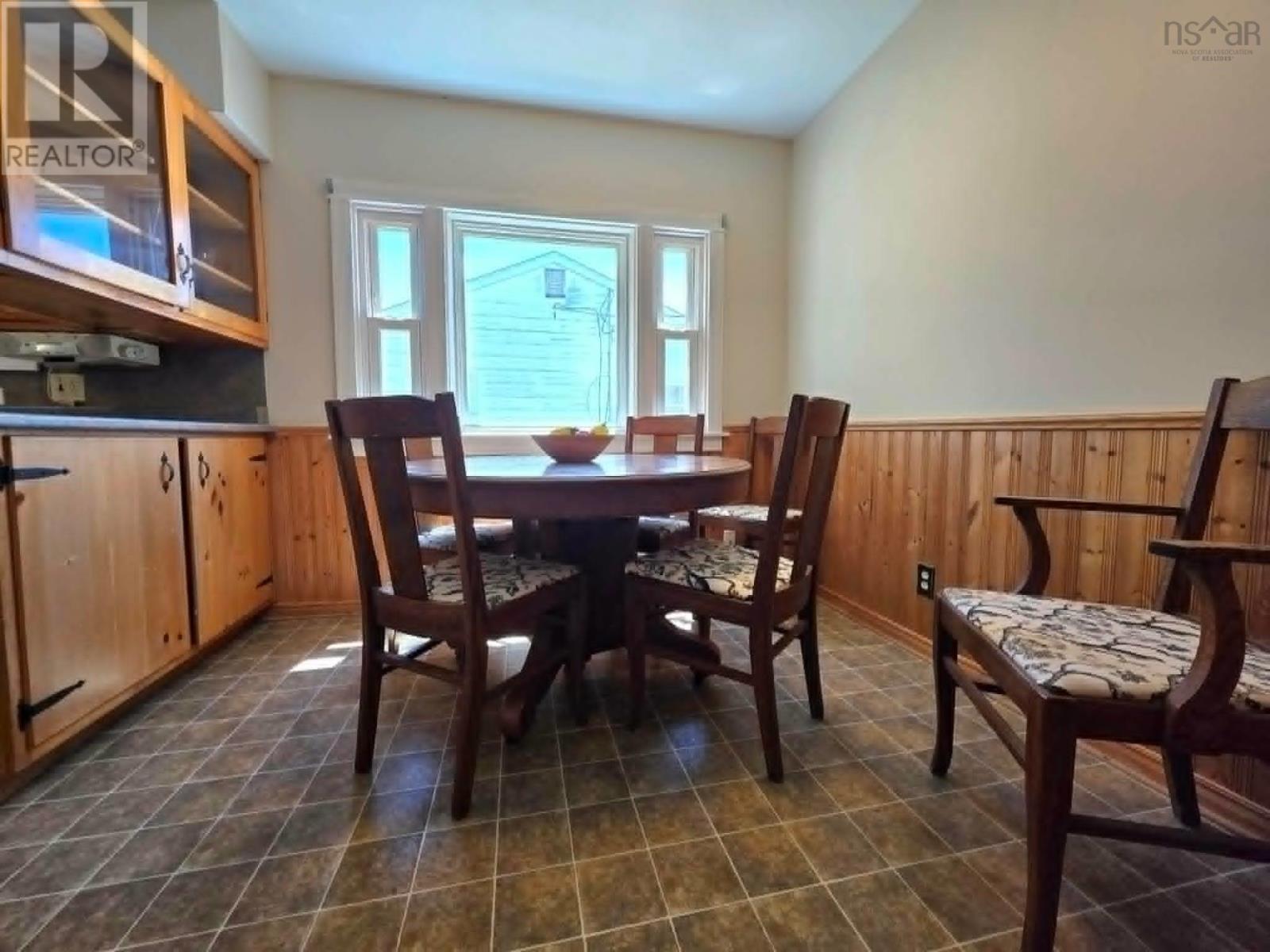 61 Laurie Street, Truro, Nova Scotia  B2N 4S8 - Photo 18 - 202613742