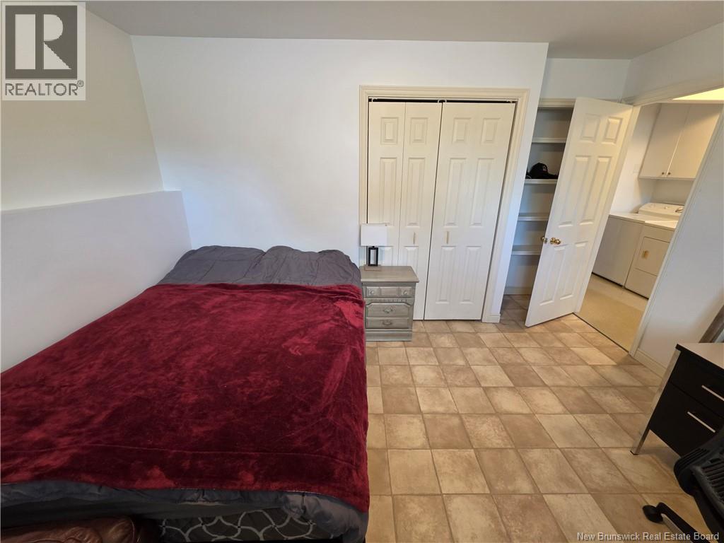 690-692 Grange Avenue, Bathurst, New Brunswick  E2A 4V5 - Photo 35 - NB141481