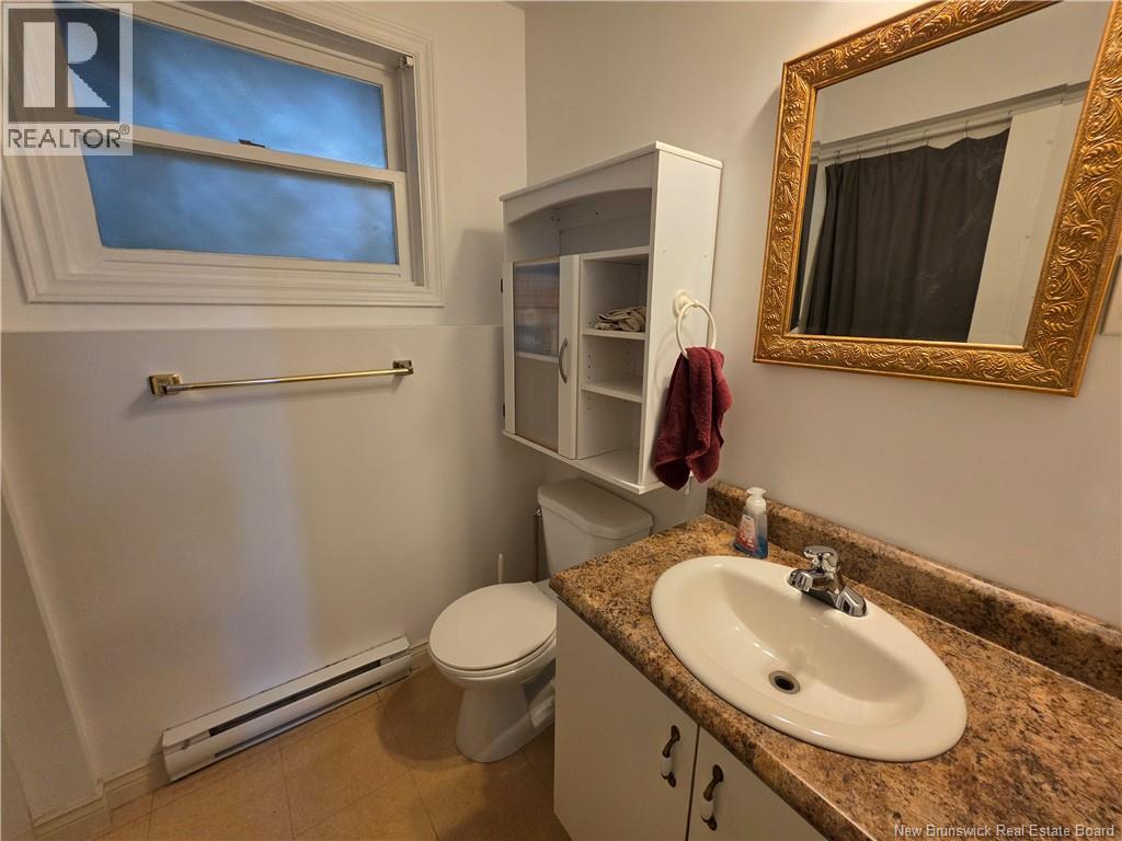 690-692 Grange Avenue, Bathurst, New Brunswick  E2A 4V5 - Photo 38 - NB141481
