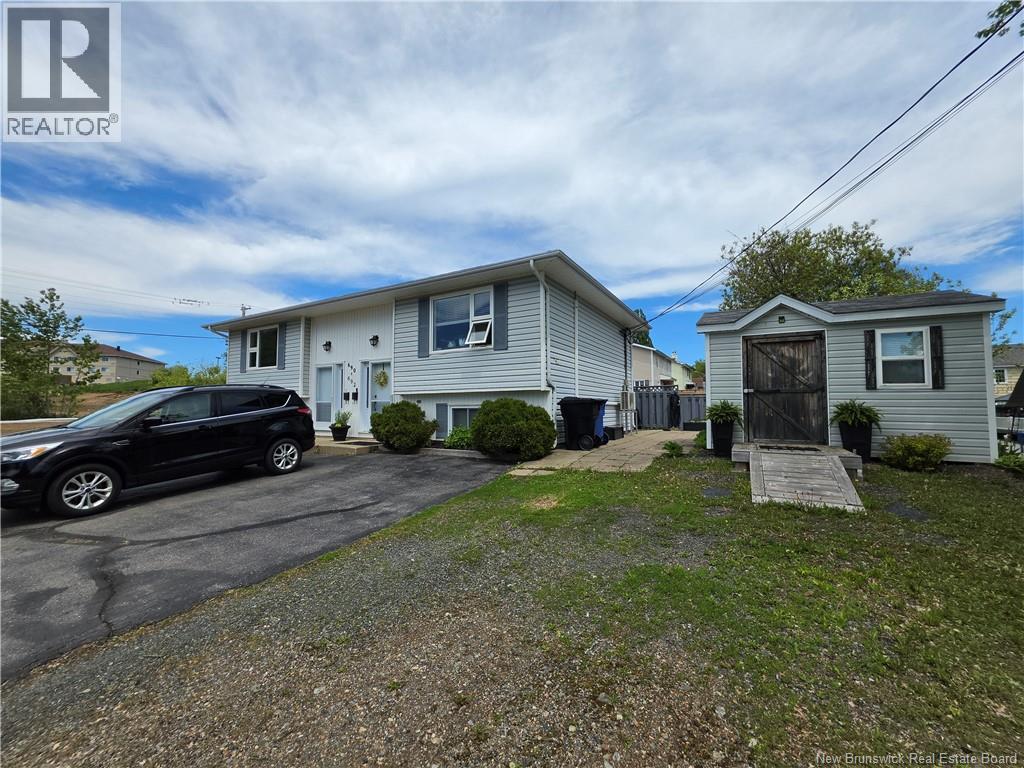 690-692 Grange Avenue, Bathurst, New Brunswick  E2A 4V5 - Photo 5 - NB141481