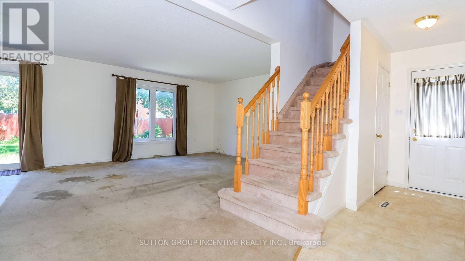 176 Hurst Drive, Barrie (Bayshore), Ontario  L4N 8P6 - Photo 10 - S13419108