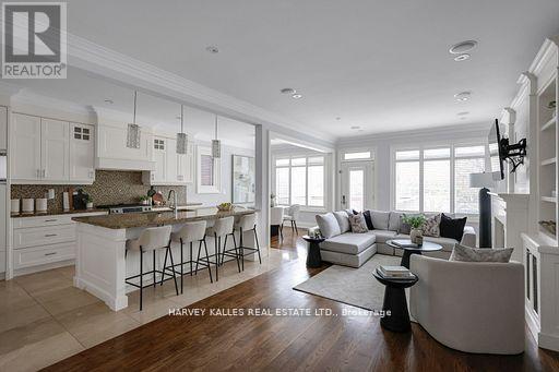 177 CHURCHILL AVENUE, Toronto, Ontario