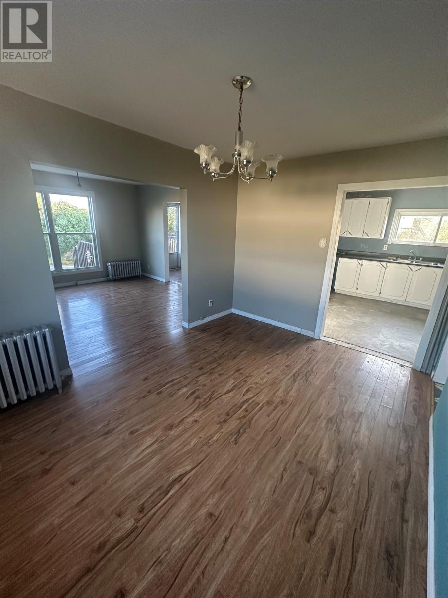 94 Memorial Street, Bell Island, Newfoundland & Labrador  A0A 4H0 - Photo 6 - 1292864